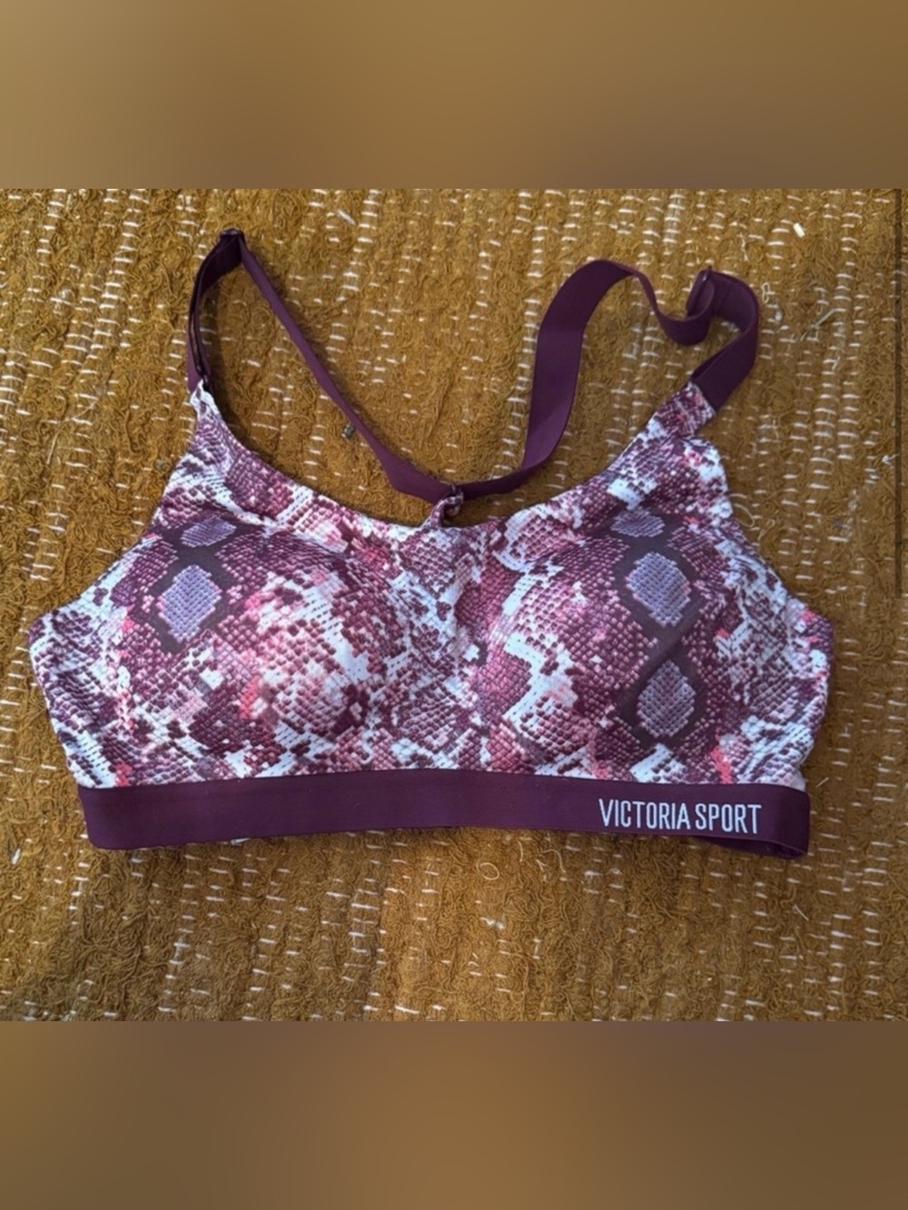 Victoria’s Secret Sports Bra Pink Snakeskin Pattern Size 34B